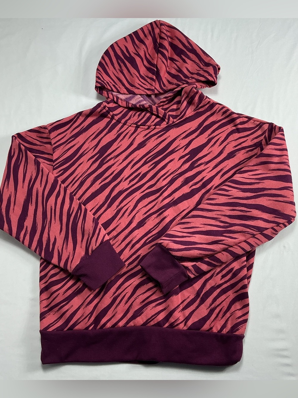Women’s Pink & Maroon Zebra-Print Hooded Sweater W658
